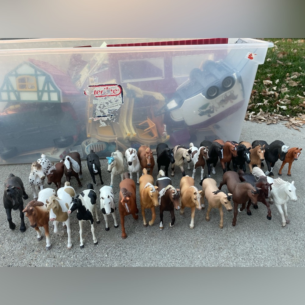 29 Schleich/Safari LTD/PAPO Horses